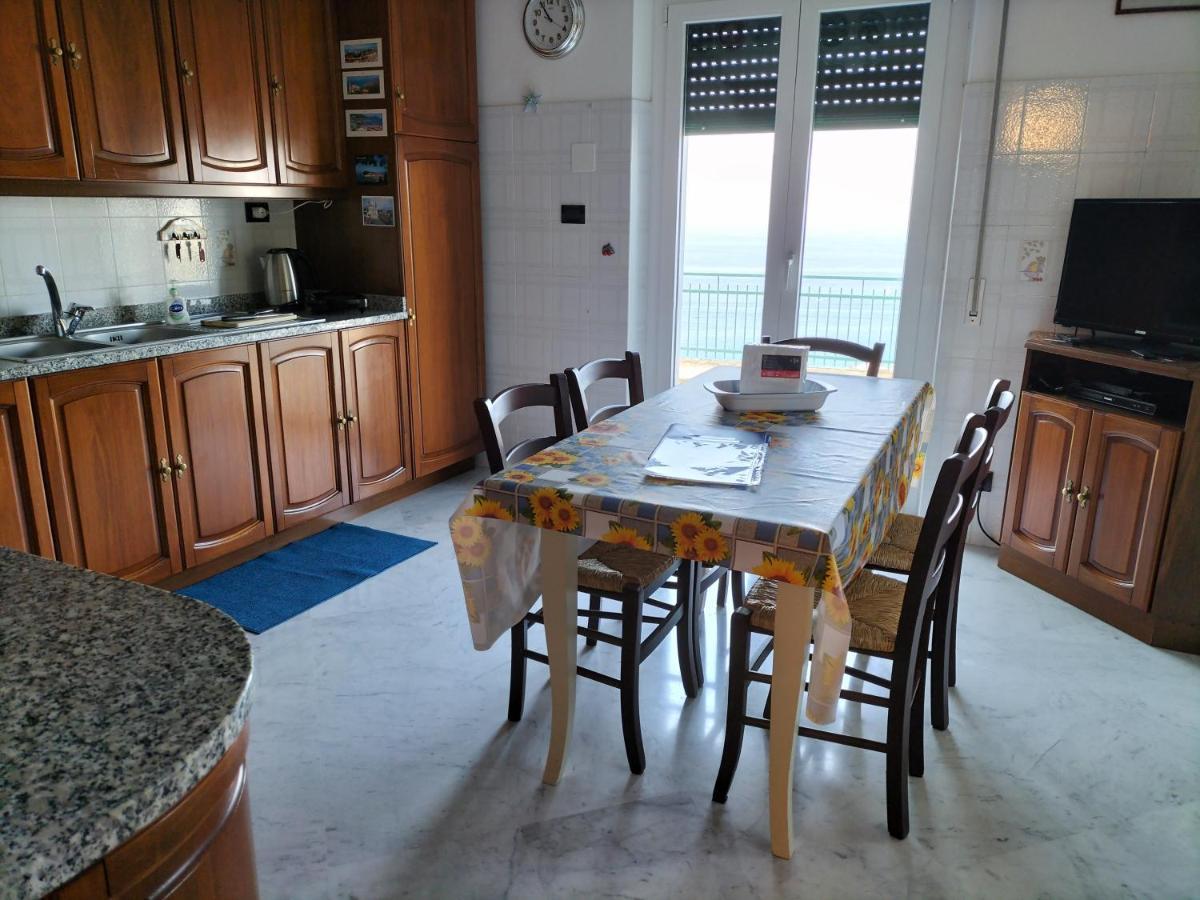 Willa Sarina House Ocean View Lavagna Zewnętrze zdjęcie